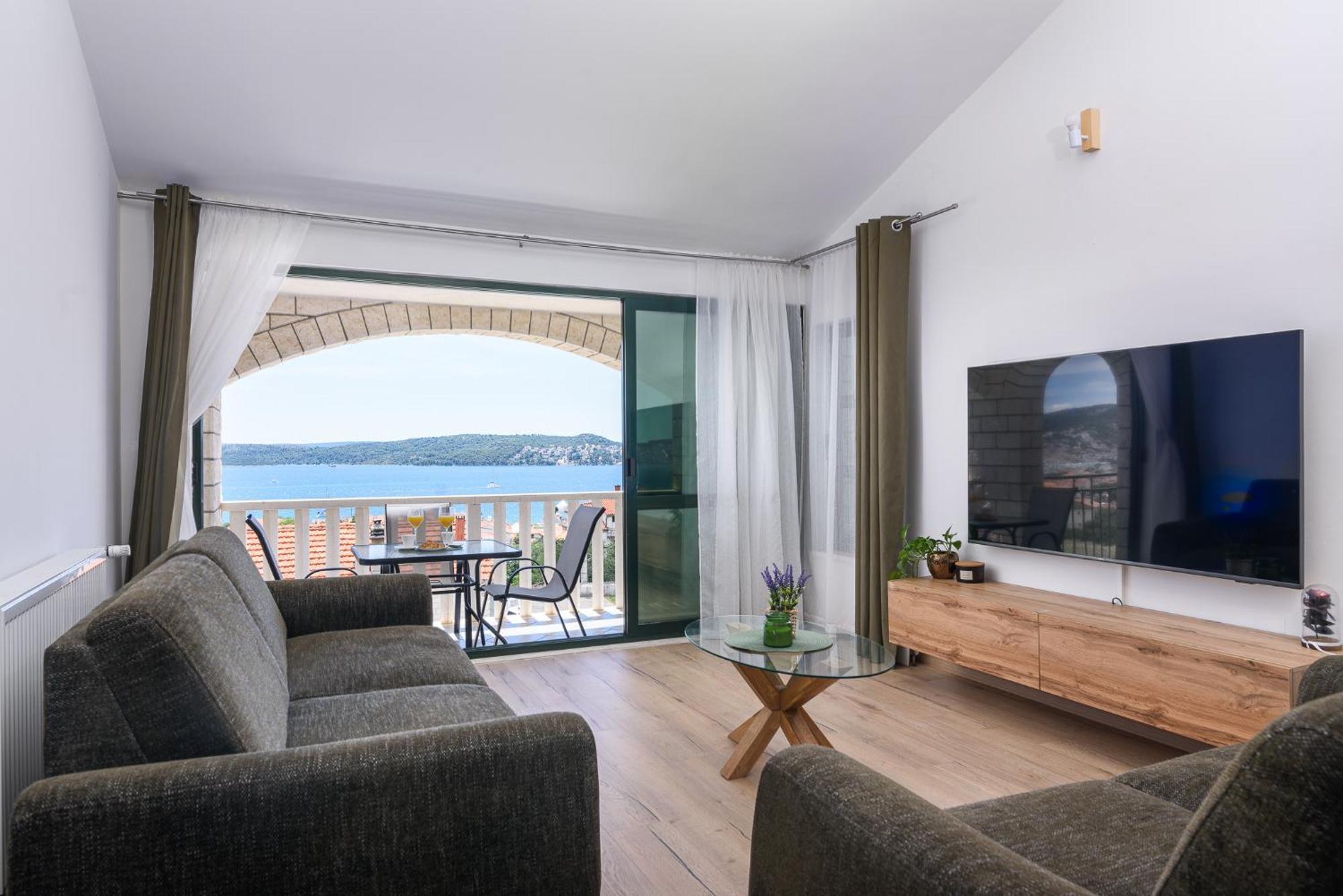 Apartments Eva Трогир Экстерьер фото