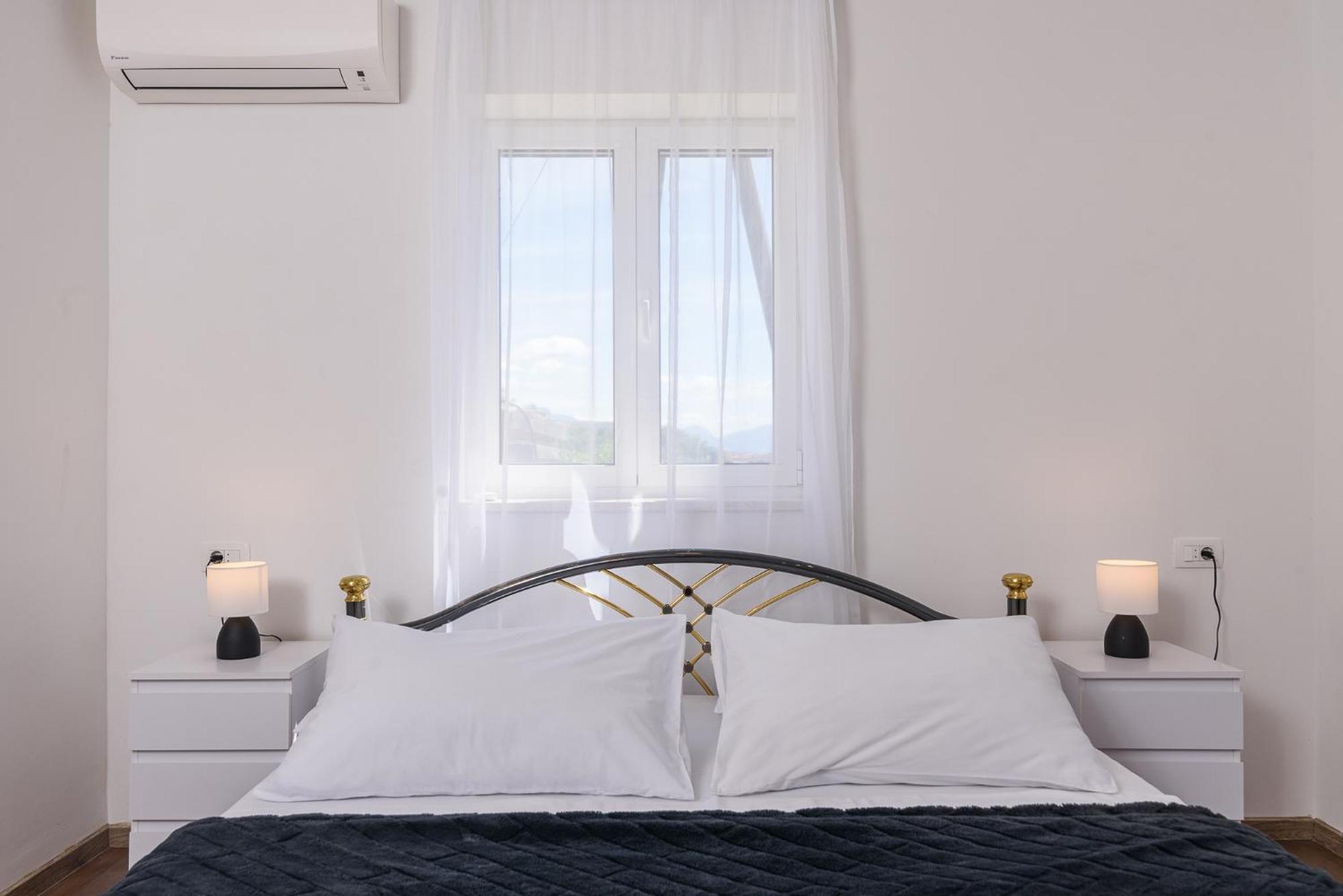 Apartments Eva Трогир Экстерьер фото