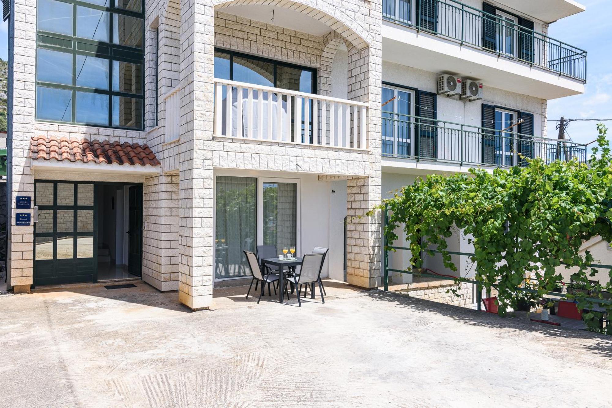 Apartments Eva Трогир Экстерьер фото